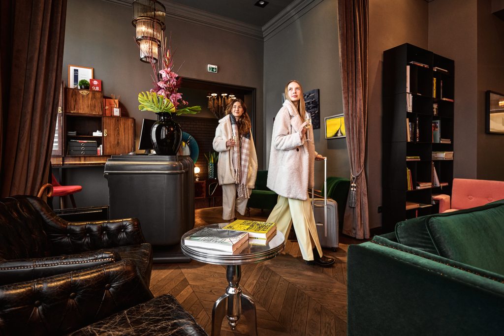 Gallery Hotel Collect