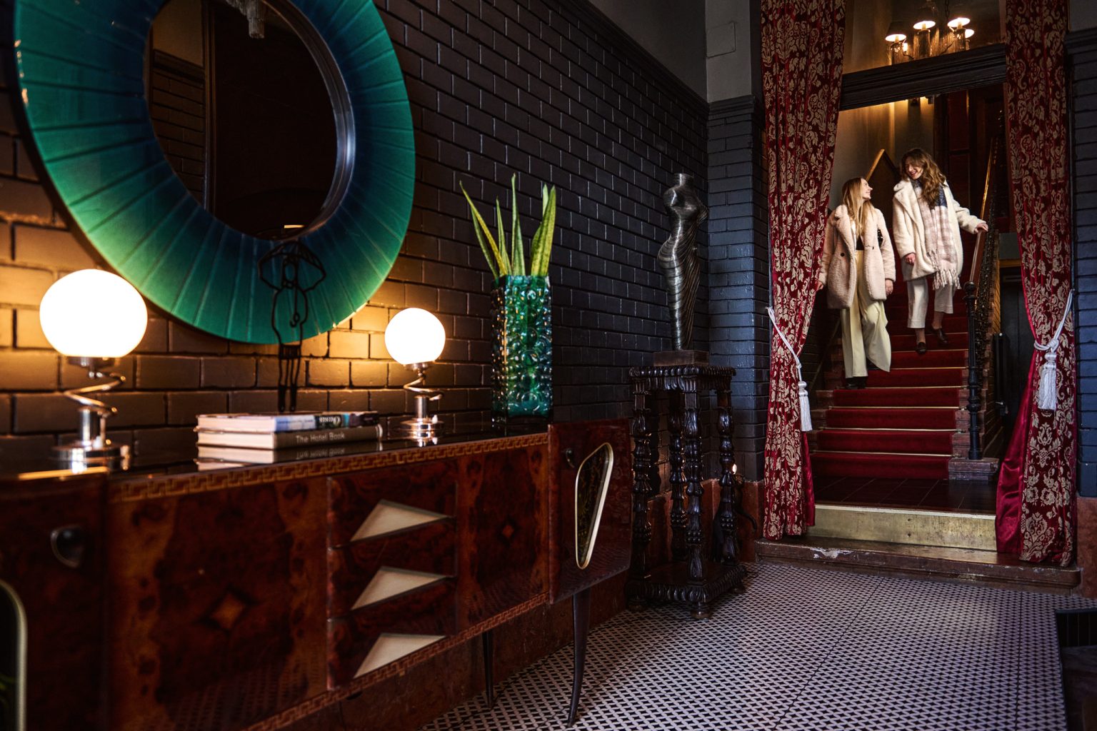 Gallery Hotel Collect